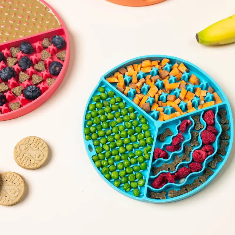 Calming Dog Lick Mat - Enrichment Mat with Suction Cups and Freezer-Safe Design in Green